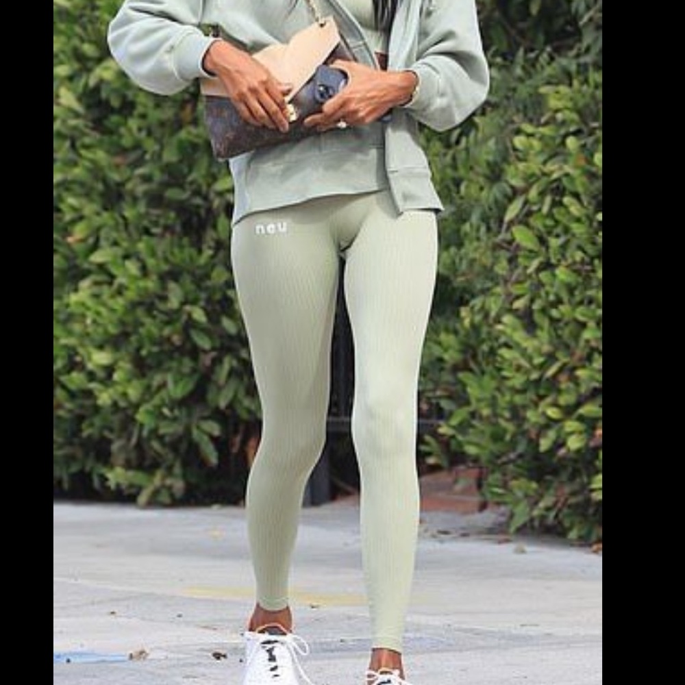 Neu light Olive ribbed leggings